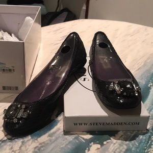 Steve madden flats!